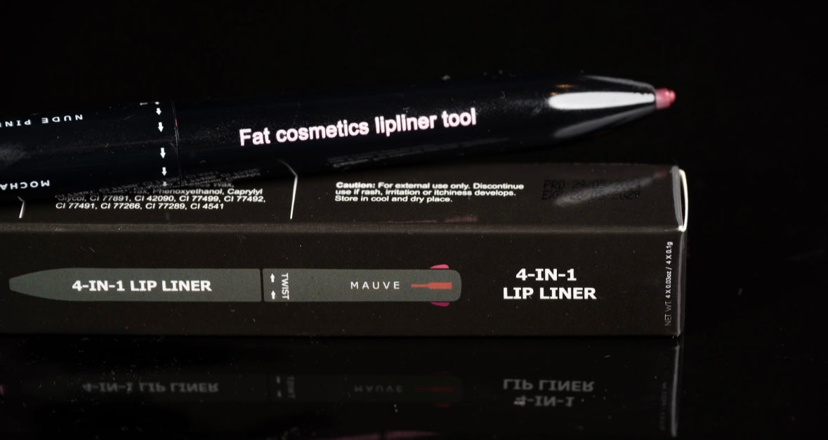 4 in 1 lipliner Tool!!