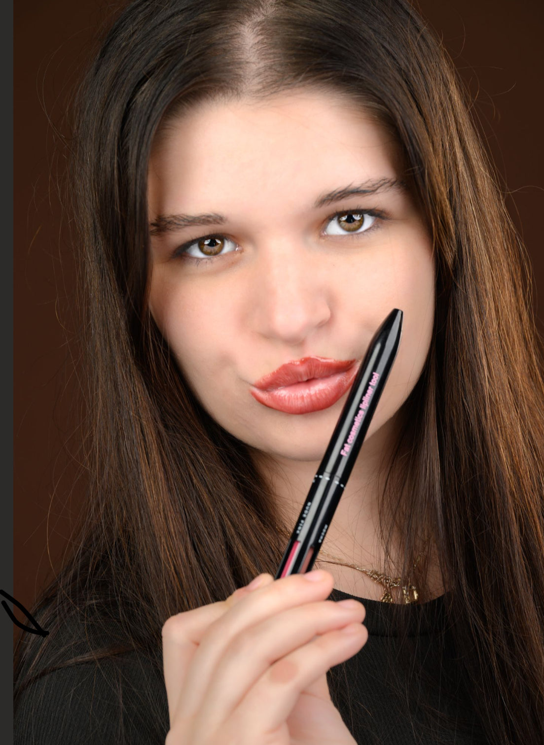 4 in 1 lipliner Tool!!